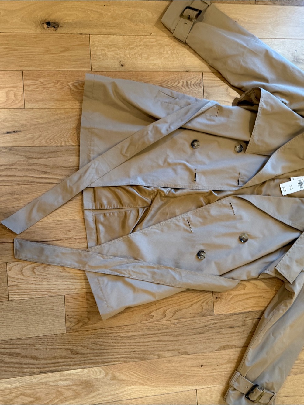 Abercrombie & Fitch Tan Trench Coat with Belt - Picture 2 of 12